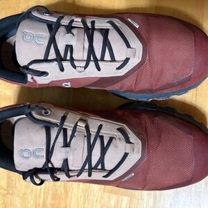 OnCloud size 8.5 Venture-Waterproof